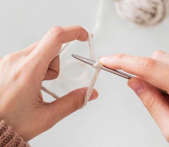 How to Cast On Knitting