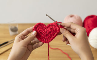 how to crochet a heart