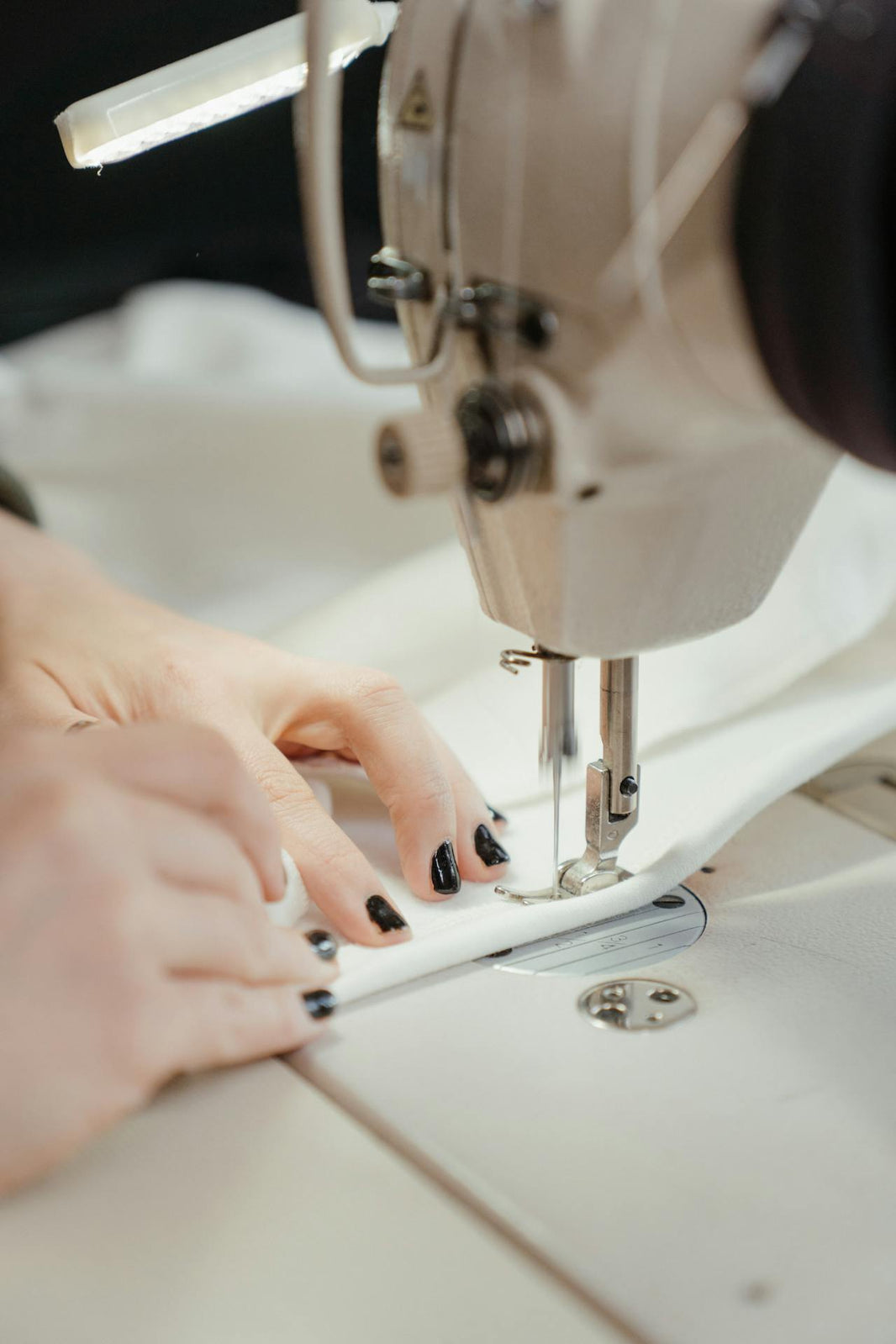 What is a walking foot for a sewing machine
