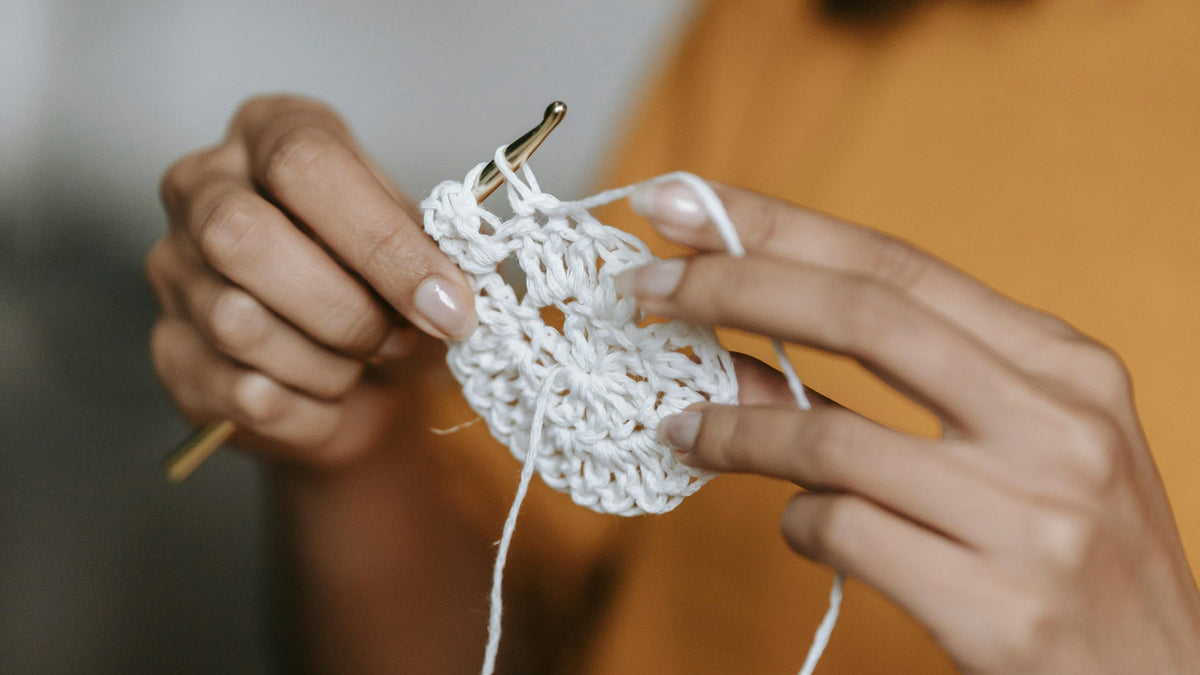 How to Crochet for Total Beginners: Easiest Methods to Learn – Caydo